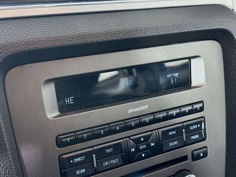 Used 2011 Ford Mustang Premium image 14