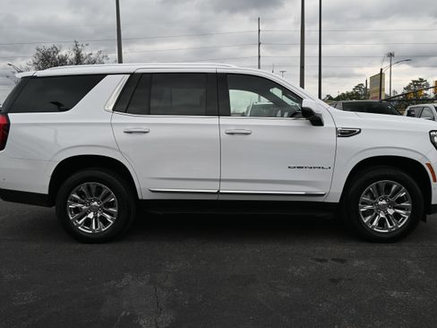 Used 2025 GMC Yukon Denali image 11