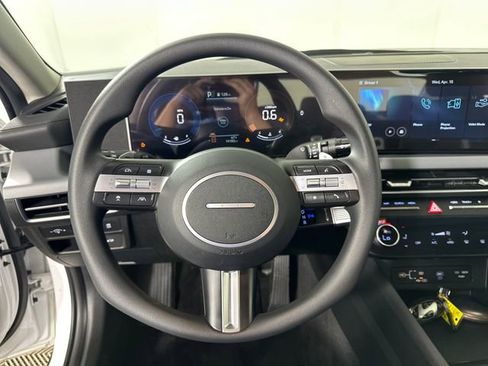 Used 2024 Hyundai Sonata SEL image 14