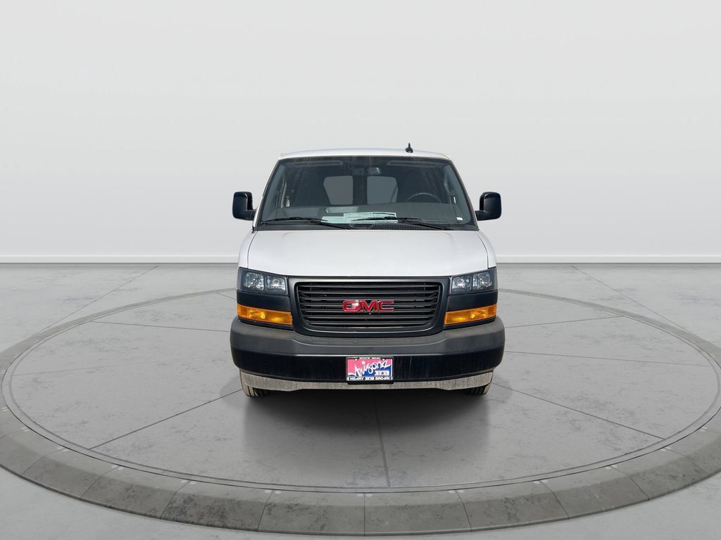 New 2025 GMC Savana 2500 Extended w/ Driver Convenience Package RWD image 3