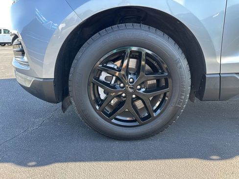 Used 2024 Ford Edge SEL image 20