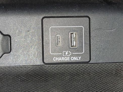 Used 2019 Nissan Pathfinder Platinum w/ Cargo Package image 30