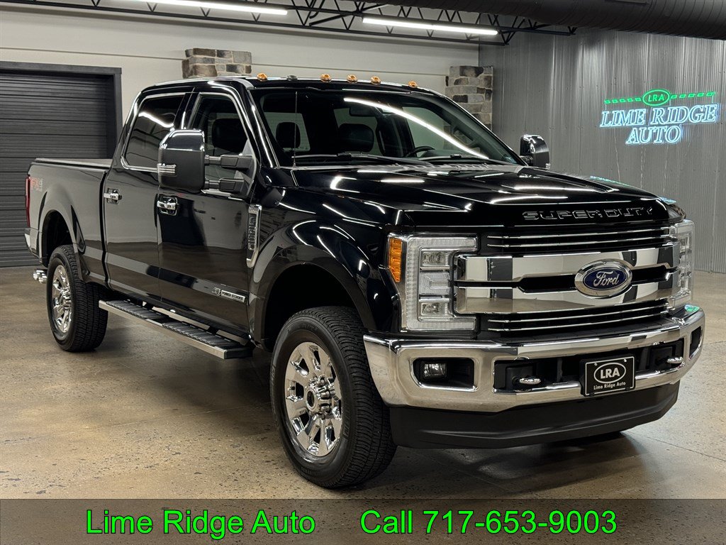Used 2017 Ford F250 Lariat w/ Lariat Ultimate Package AWD/4WD image 1