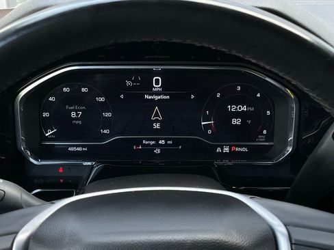 Used 2025 GMC Sierra 1500 SLT image 16