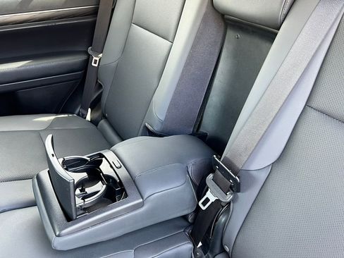 Used 2022 Lexus GX 460 AWD/4WD image 8