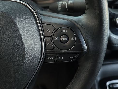 Used 2023 Toyota Corolla SE image 15