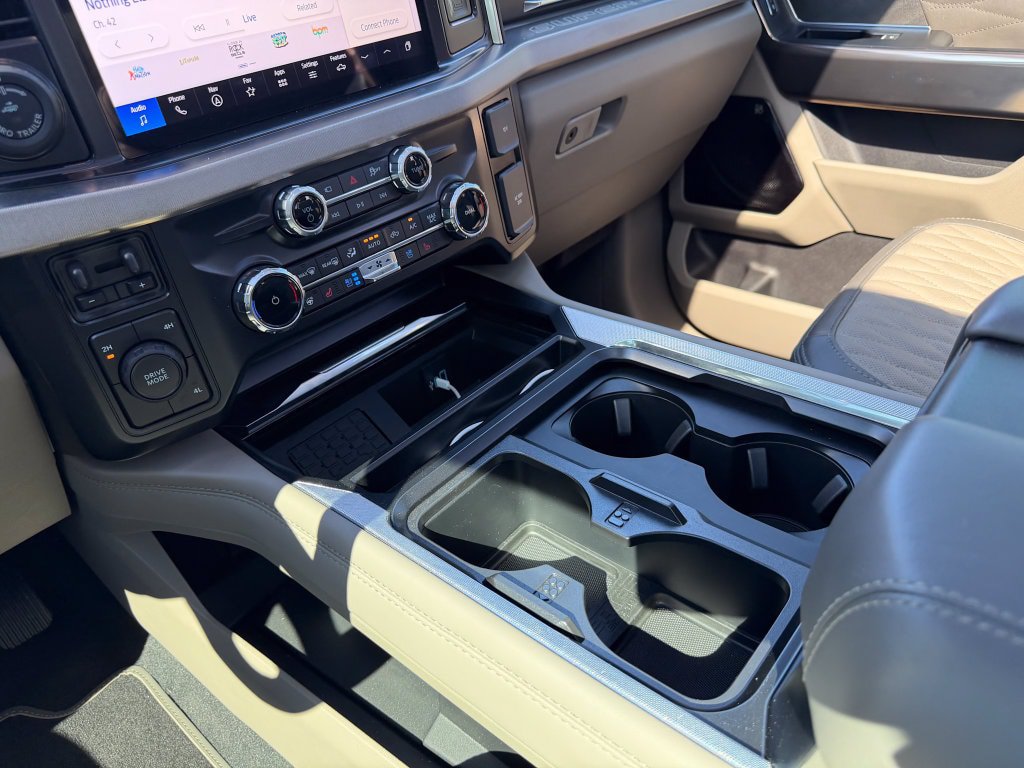 Used 2026 Ford F450 Platinum w/ Platinum Plus Package AWD/4WD image 30