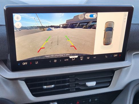 New 2026 Ford Explorer Active w/ Active Comfort Package image 18