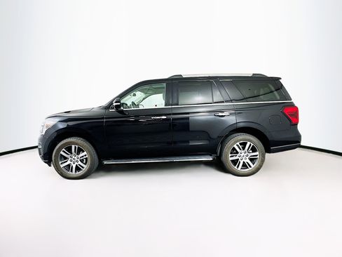 Used 2023 Ford Expedition Limited image 4