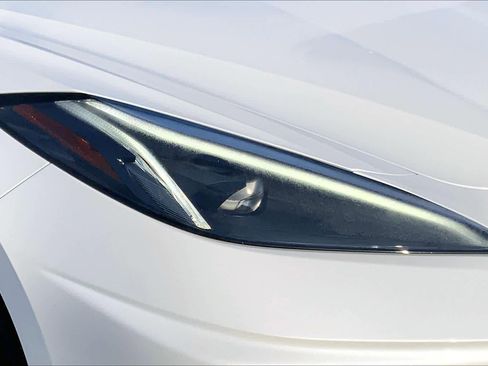 Used 2023 Chevrolet Corvette Stingray Premium Conv w/ Z51 Performance Package image 22