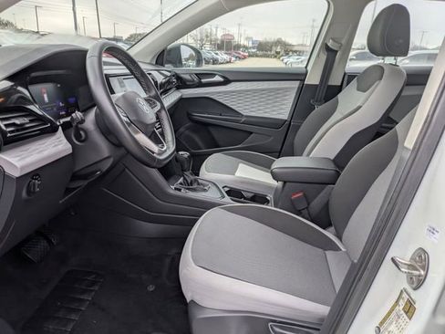 Used 2023 Volkswagen Taos S image 25