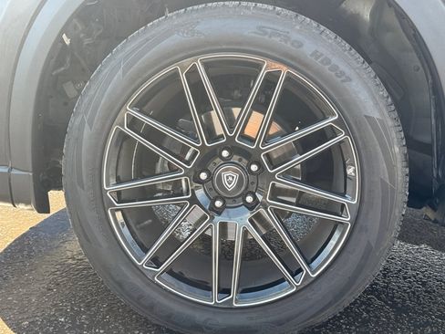 Used 2018 MAZDA CX-5 Touring w/ Preferred Equipment Package FWD image 10