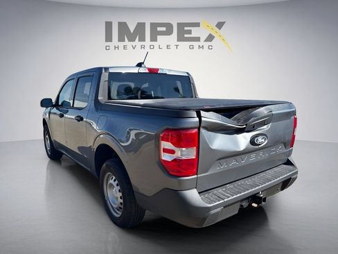 Used 2025 Ford Maverick XL w/ Equipment Group 102A AWD/4WD image 2