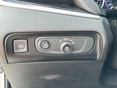 Used 2020 Buick Enclave Avenir w/ Avenir Technology Package AWD/4WD image 20