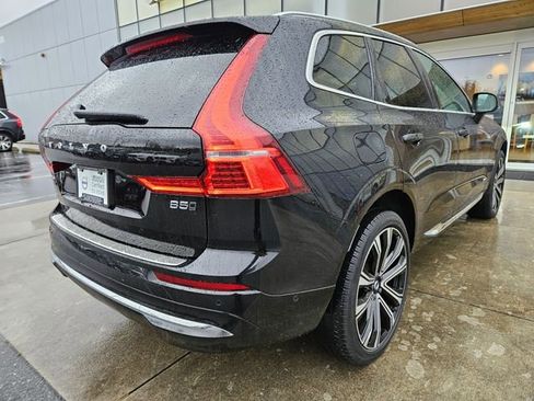 Used 2023 Volvo XC60 B5 Ultimate w/ Protection Package Premier image 5
