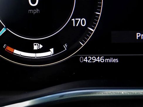 Used 2025 Jaguar F-PACE R-Dynamic S AWD/4WD image 23