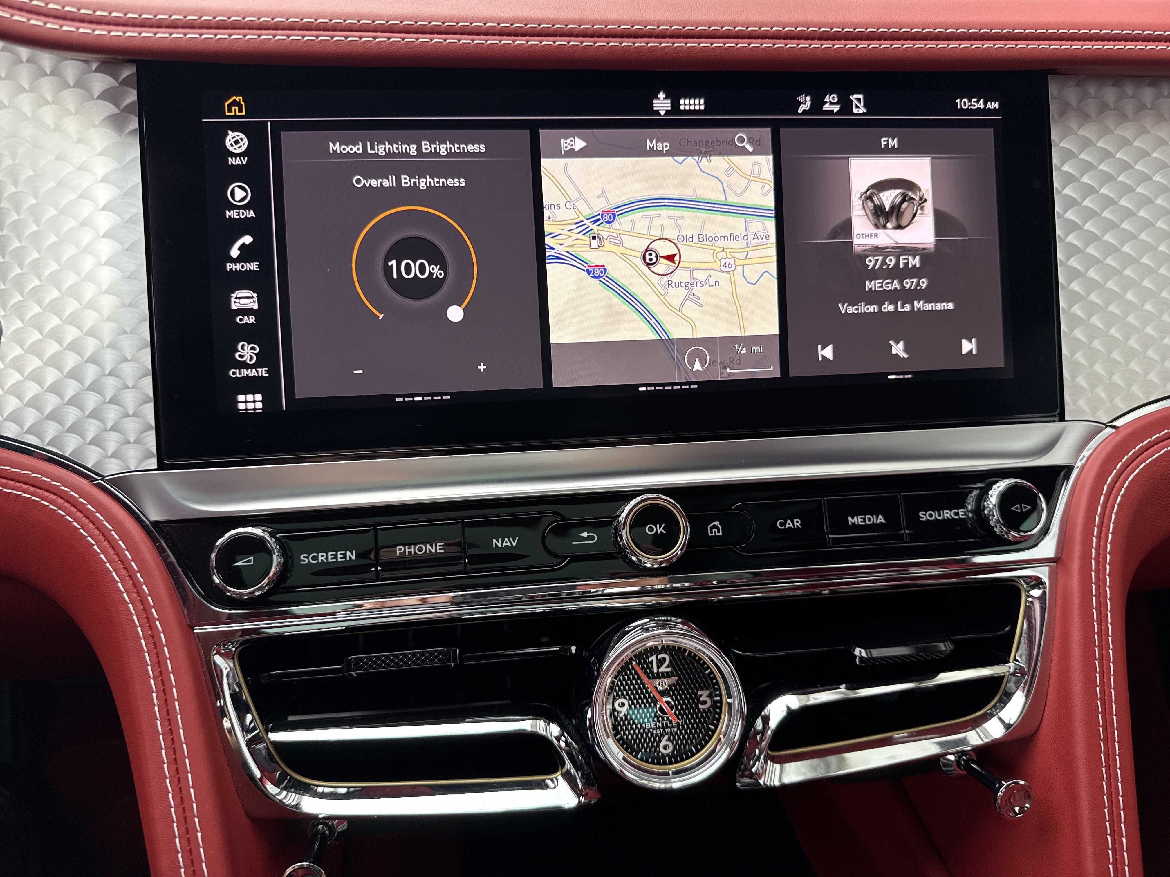 Used 2023 Bentley Flying Spur Azure AWD/4WD image 22