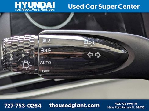 Certified 2023 Hyundai Elantra Limited w/ Cargo Package FWD image 33