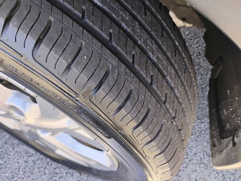 Used 2024 Honda HR-V LX image 37