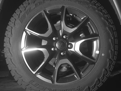Used 2025 Jeep Compass Trailhawk AWD/4WD image 15