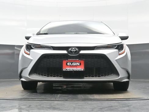 Used 2021 Toyota Corolla LE image 24