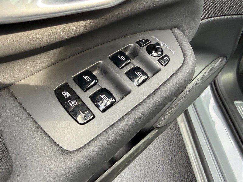 New 2026 Volvo XC90 B6 Plus w/ Protection Package Premier AWD/4WD image 10