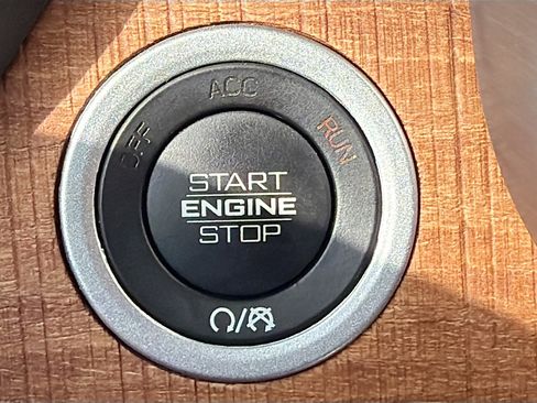 Used 2023 RAM 1500 Limited w/ Bed Utility Group image 36