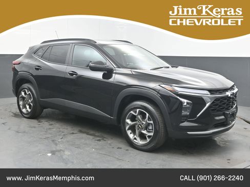 New 2026 Chevrolet Trax LT w/ Driver Confidence Package FWD image 1