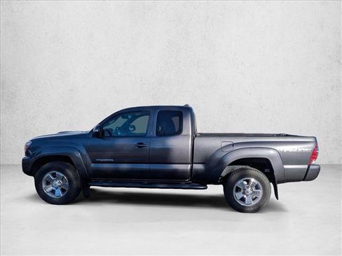 Used 2014 Toyota Tacoma 4x4 Access Cab V6 image 8