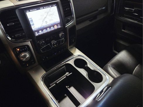 Used 2016 RAM 1500 Laramie w/ Convenience Group AWD/4WD image 31