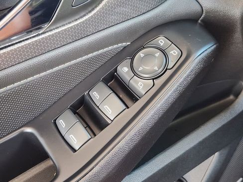 Used 2023 Chevrolet Traverse Premier w/ LPO, Floor Liner Package FWD image 21