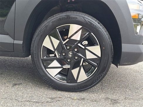 Certified 2024 Hyundai Kona SEL w/ Convenience Package image 27