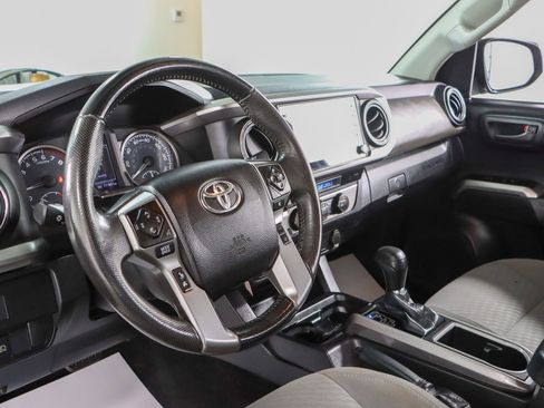 Used 2021 Toyota Tacoma SR5 image 23