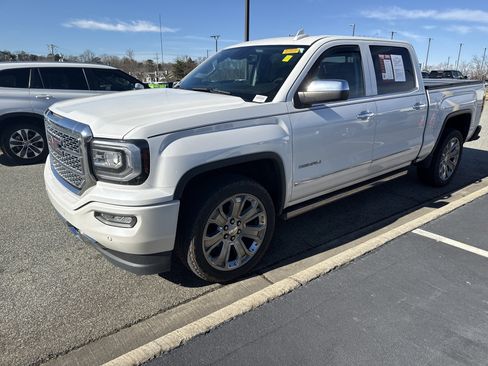Used 2018 GMC Sierra 1500 Denali w/ Denali Ultimate Package image 5