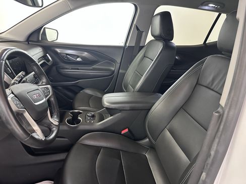 Used 2022 GMC Terrain SLT image 48