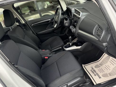 Used 2019 Honda Fit LX image 10