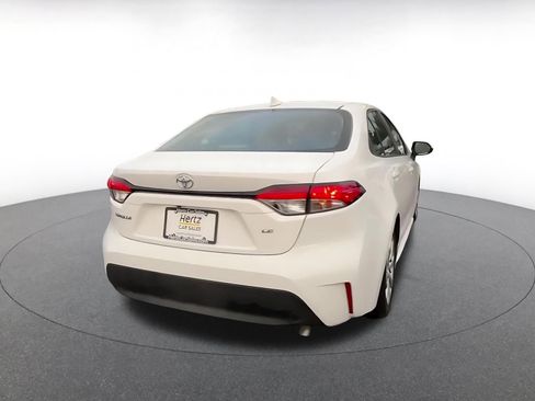 Used 2025 Toyota Corolla LE image 14