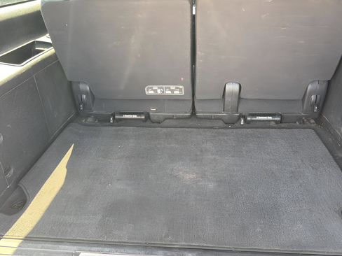 Used 2011 GMC Yukon XL Denali AWD/4WD image 21