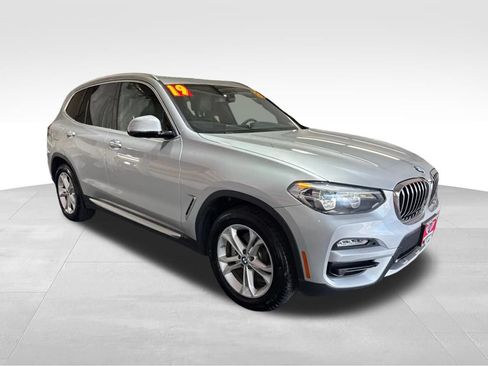 Used 2019 BMW X3 xDrive30i w/ Driving Assistance Package AWD/4WD image 3