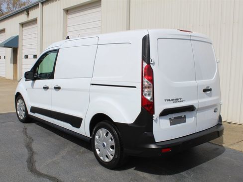 Used 2019 Ford Transit Connect XL image 4
