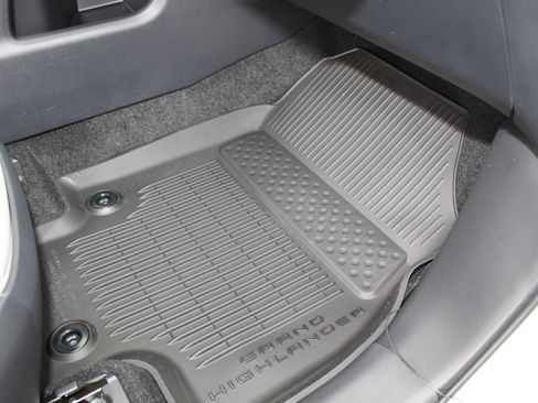 New 2026 Toyota Grand Highlander AWD image 41