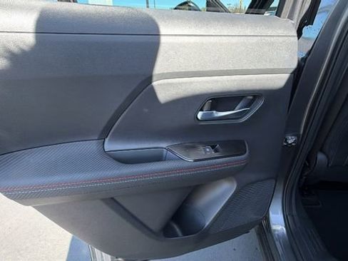 Used 2025 Nissan Kicks SR image 14