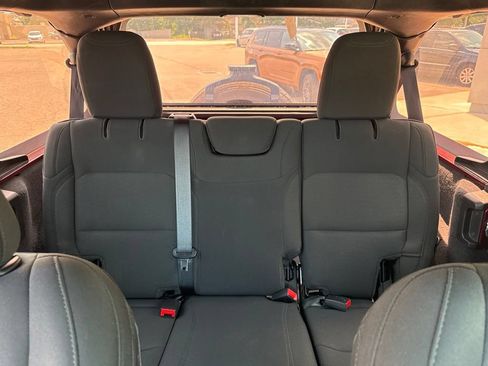 Used 2021 Jeep Wrangler Unlimited Sport AWD/4WD image 41