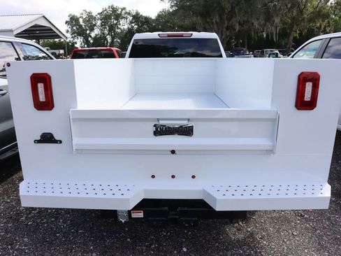 New 2025 GMC Sierra 3500 Pro w/ Convenience Package RWD image 5