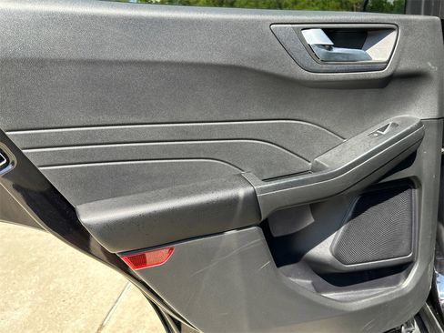 Used 2024 Ford Escape ST-Line image 27