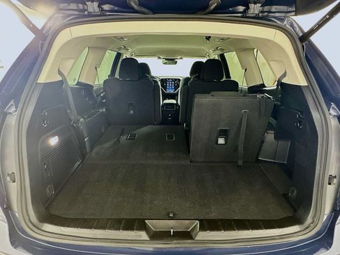 Certified 2025 Subaru Ascent Premium AWD/4WD image 23