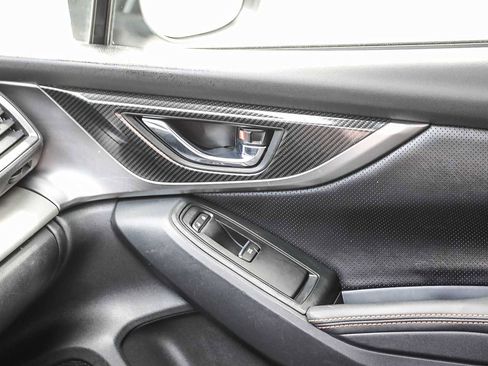 Used 2019 Subaru Crosstrek 2.0i Limited w/ Moonroof Package w/Navigation AWD/4WD image 21