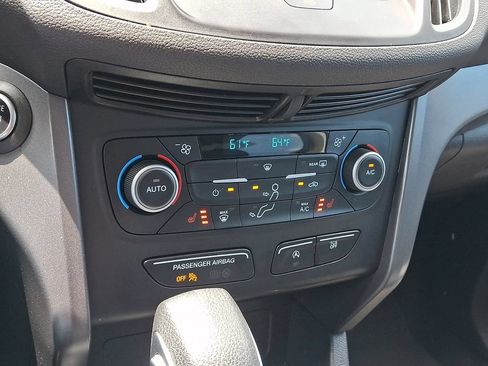 Certified 2019 Ford Escape SE AWD/4WD image 16