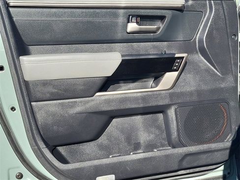 Used 2023 Toyota Tundra Limited image 6