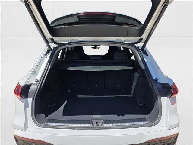 New 2025 Audi Q5 Premium w/ Premium Plus AWD/4WD image 23